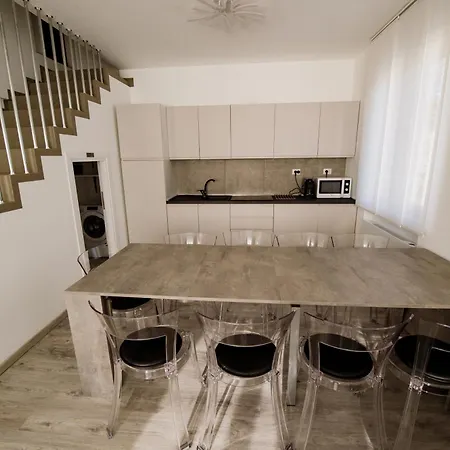 Dorothy House Arezzo